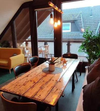 Stilvolle Galeriewohnung im Land der tausend Berge Marsberg Exterior foto